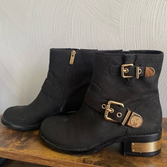 Vince Camuto moto boots, black/gold, size 7 - Picture 3 of 9